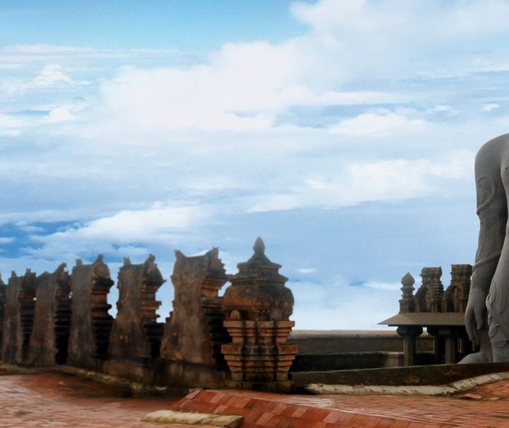 Die Statd Shravanabelagola im südindischen Bundesstaat Karnataka gilt als eines der wichtigsten Pilgerzentren des Jainismus in Indien.