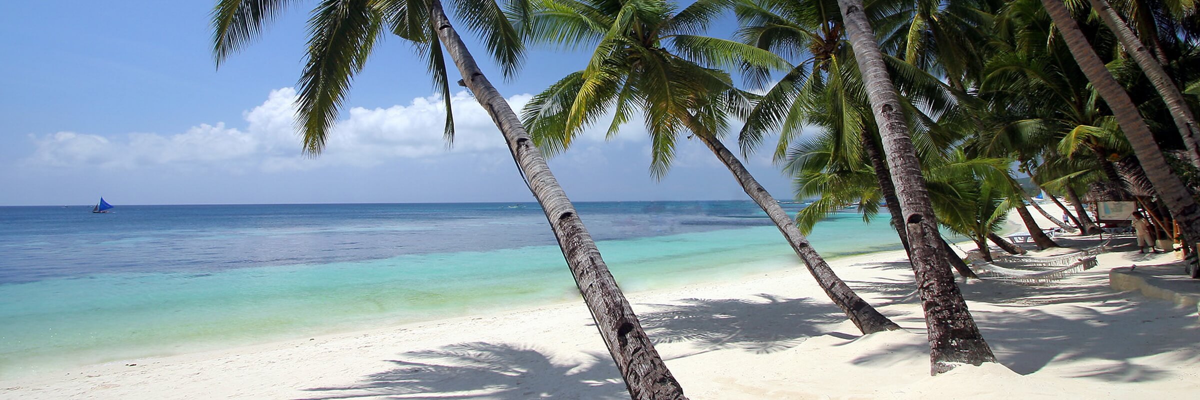 Baden in den Philippinen ist wie baden im Paradies, hier kann man genug Strandaktivitäten machen.